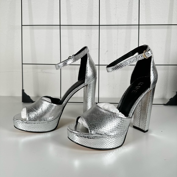 RAYE PLATFORM HEELS SIZE 8 - Picture 2 of 4